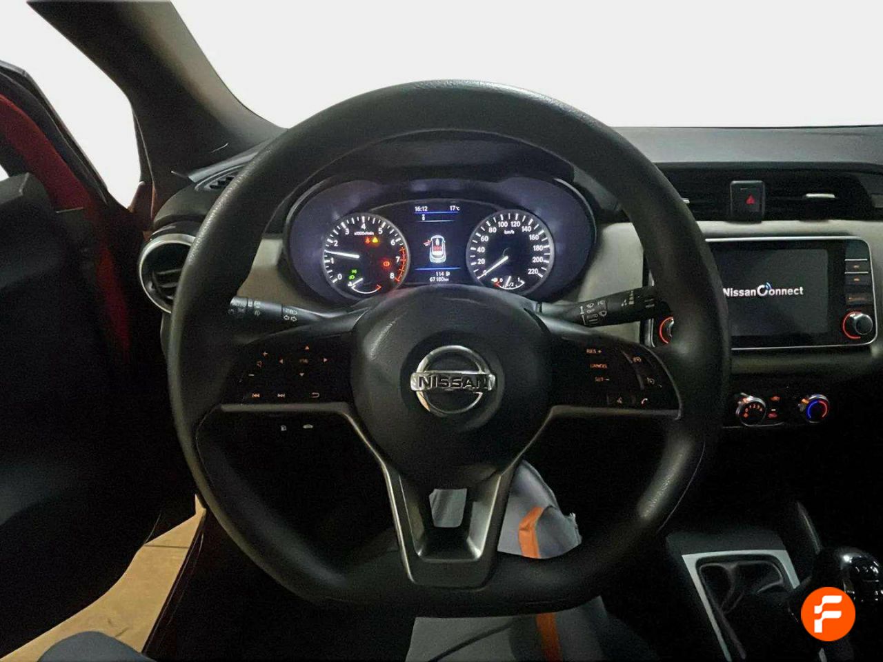 Foto Nissan Micra 12