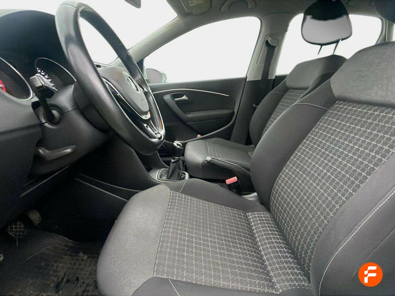 Foto Volkswagen Polo 14