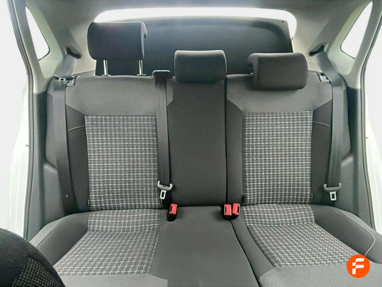 Foto Volkswagen Polo 16
