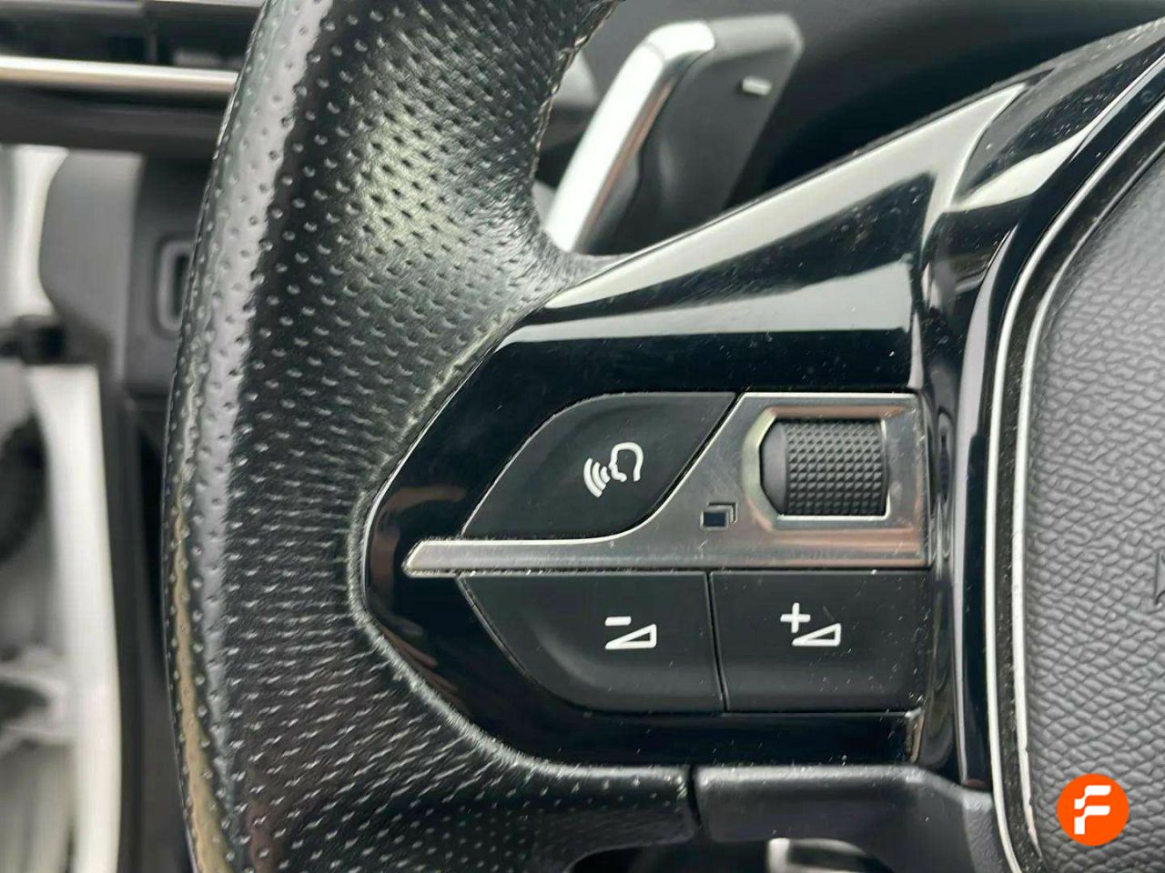 Foto Peugeot 5008 23