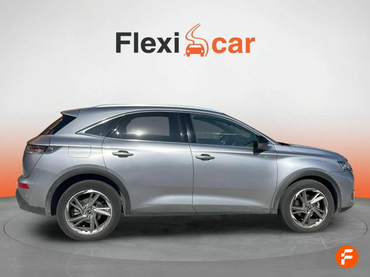 Foto DS Automobiles DS 7 8