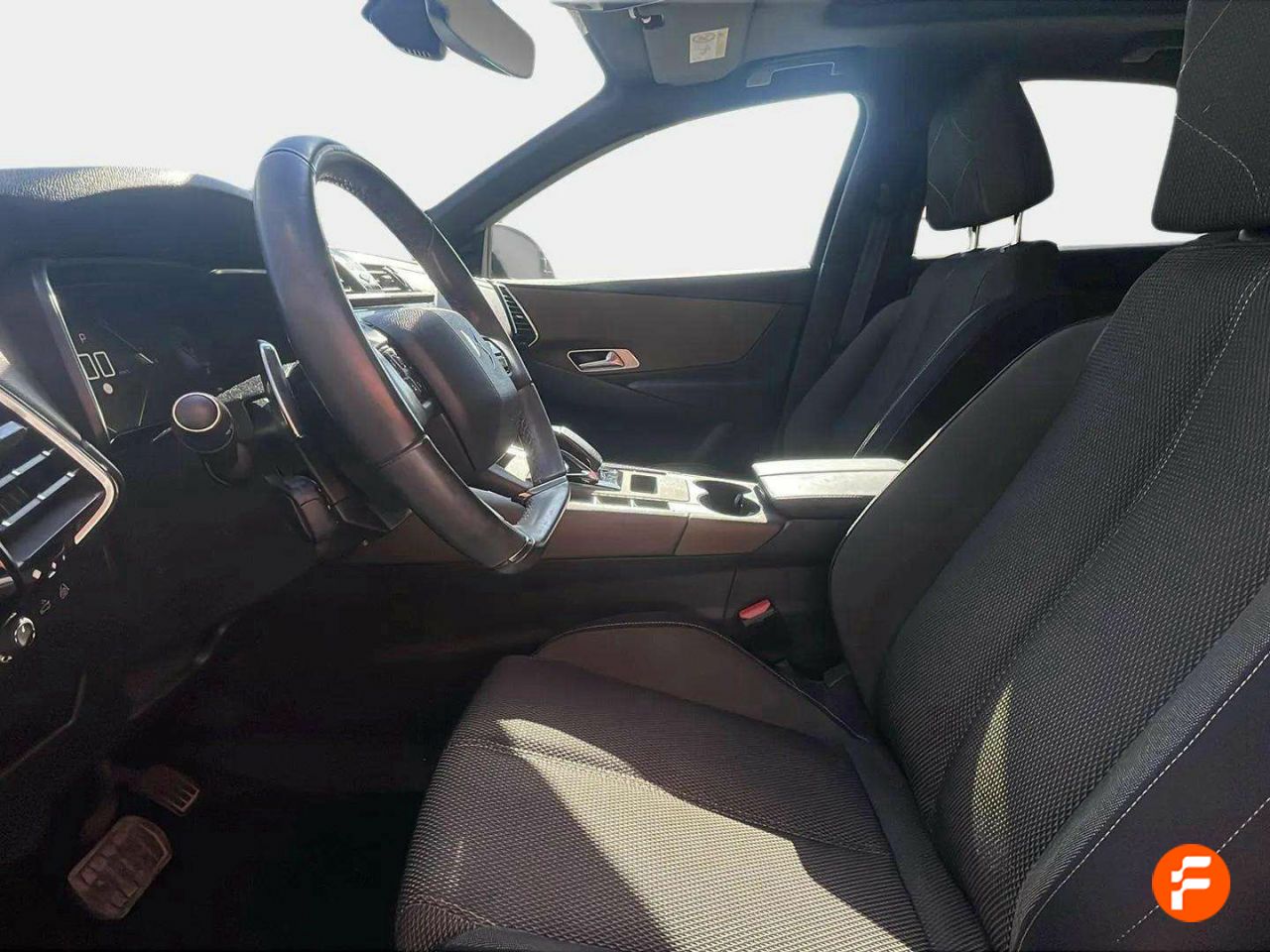 Foto DS Automobiles DS 7 14