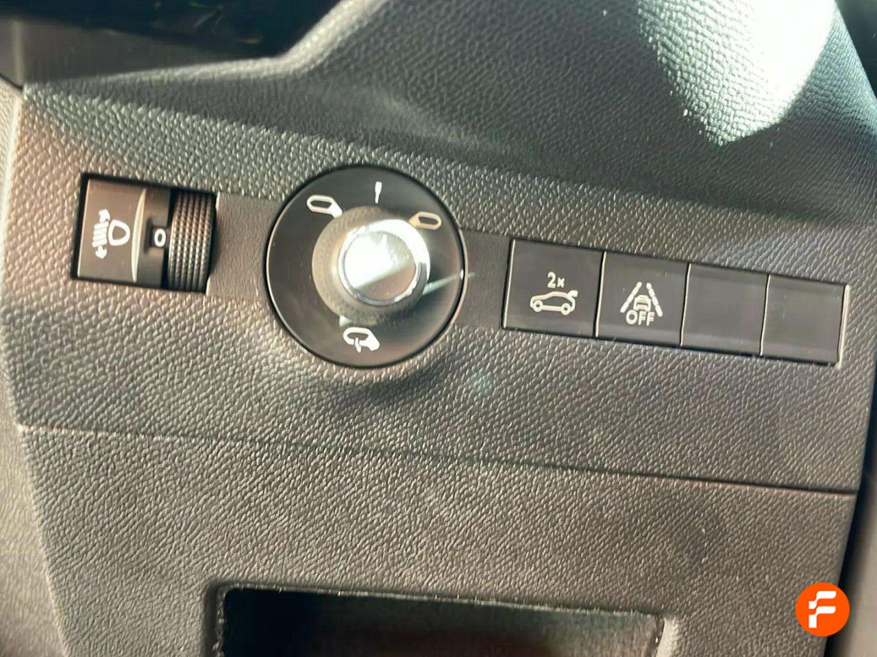 Foto DS Automobiles DS 7 20