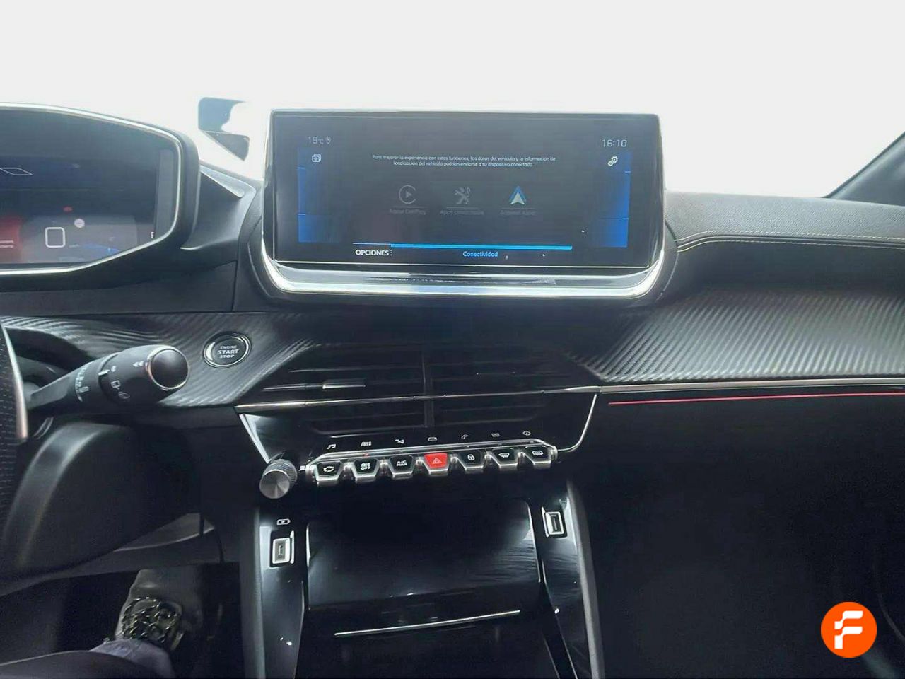 Foto Peugeot 208 11