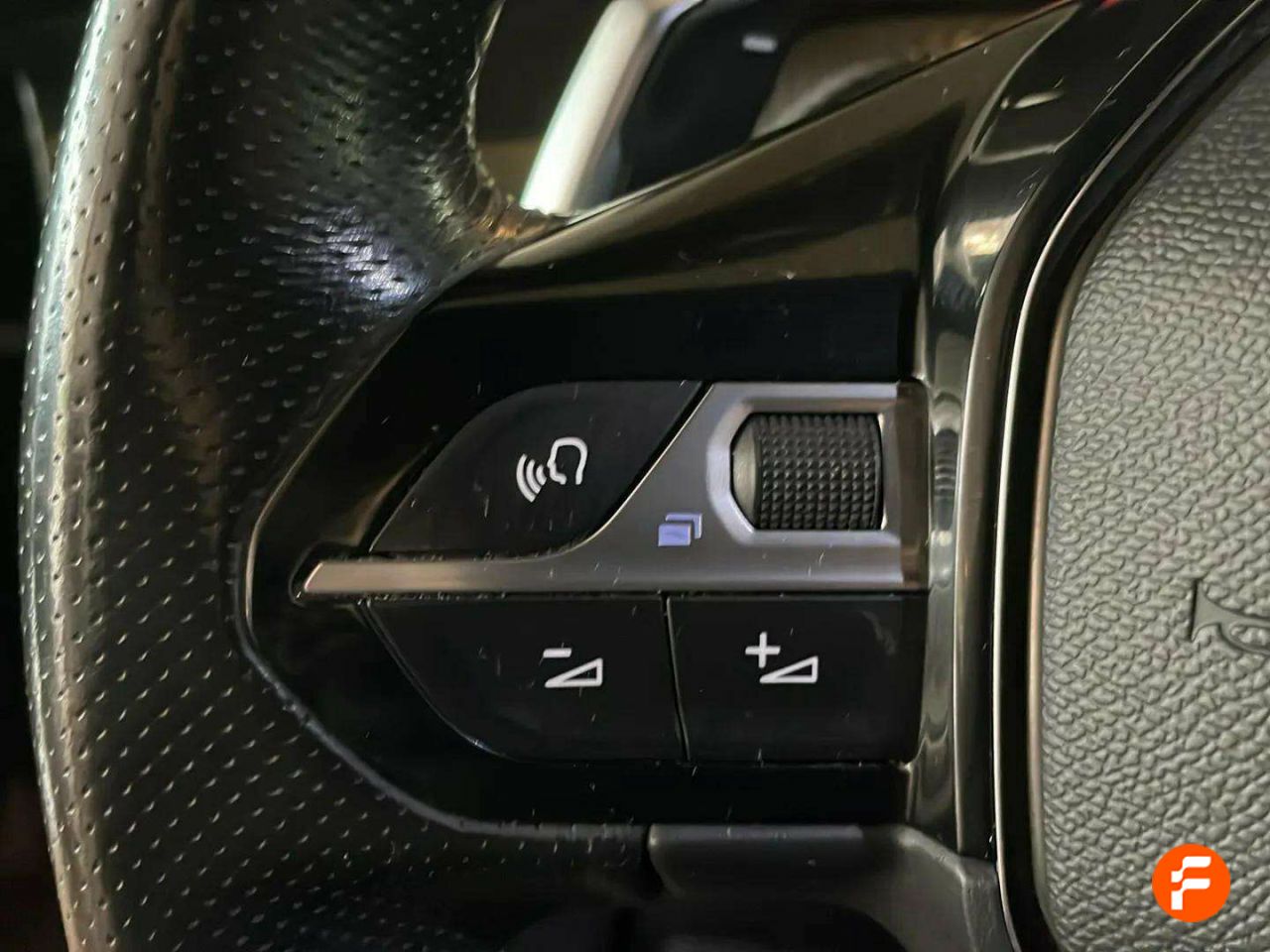 Foto Peugeot 208 26