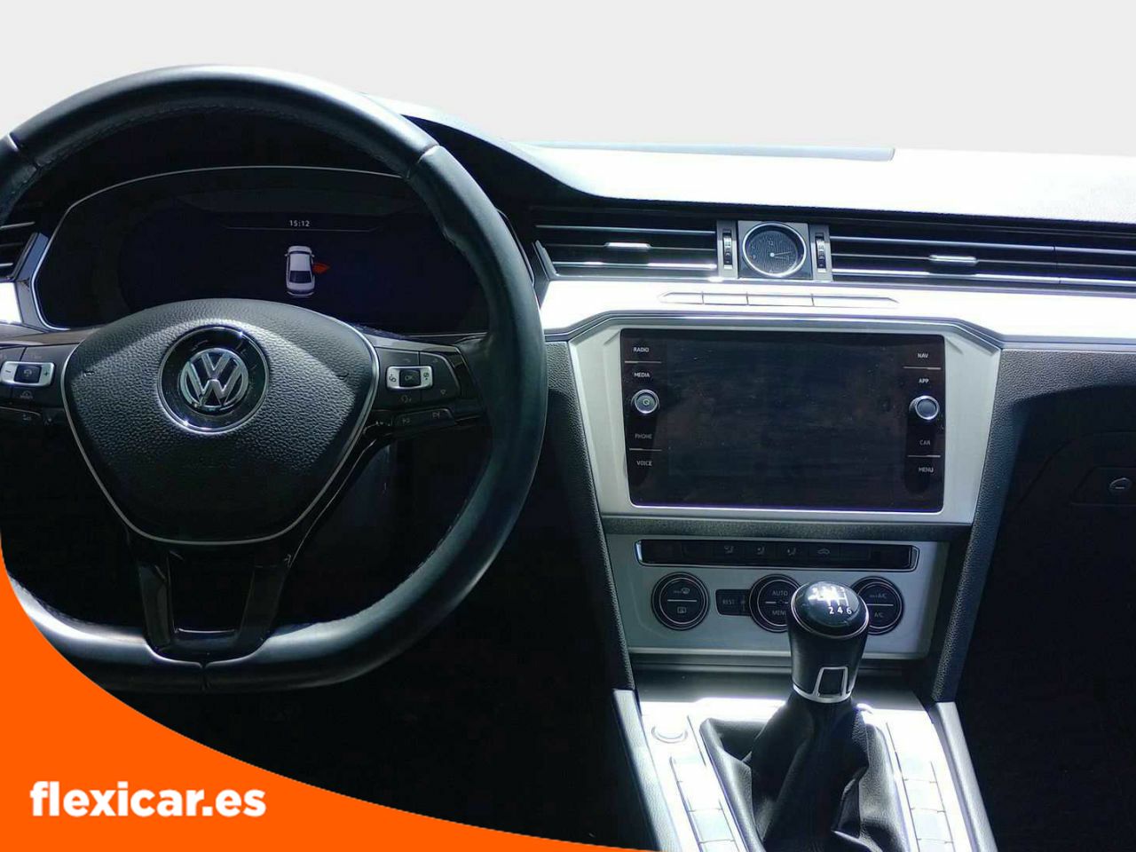 Foto Volkswagen Passat 12