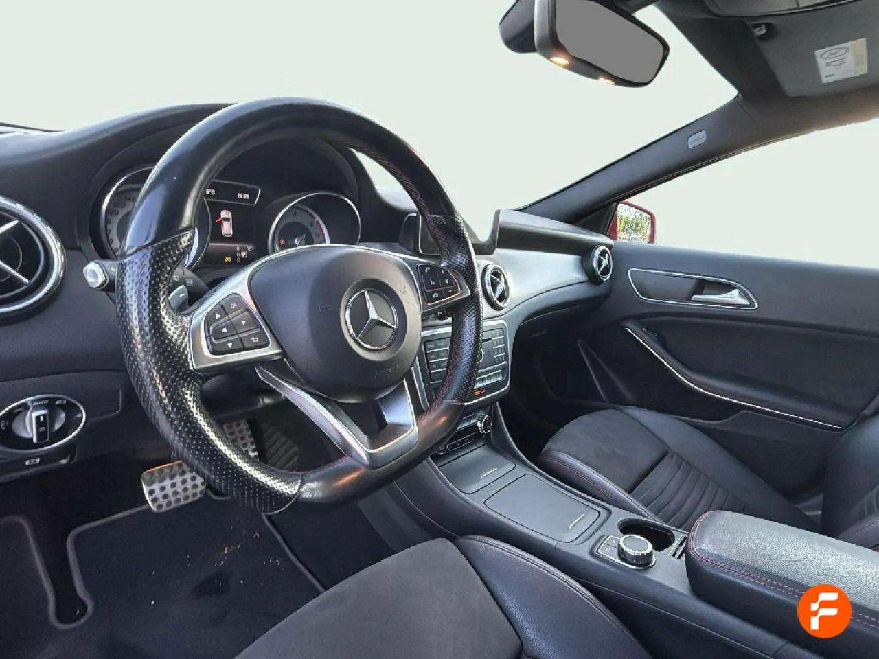 Foto Mercedes-Benz Clase GLA 8