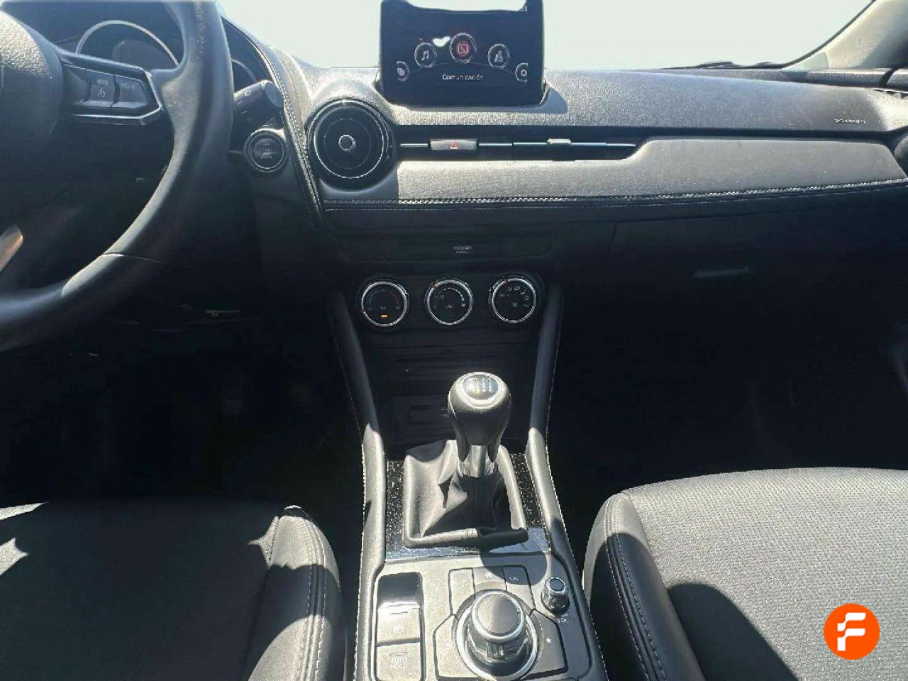 Foto Mazda CX-3 16
