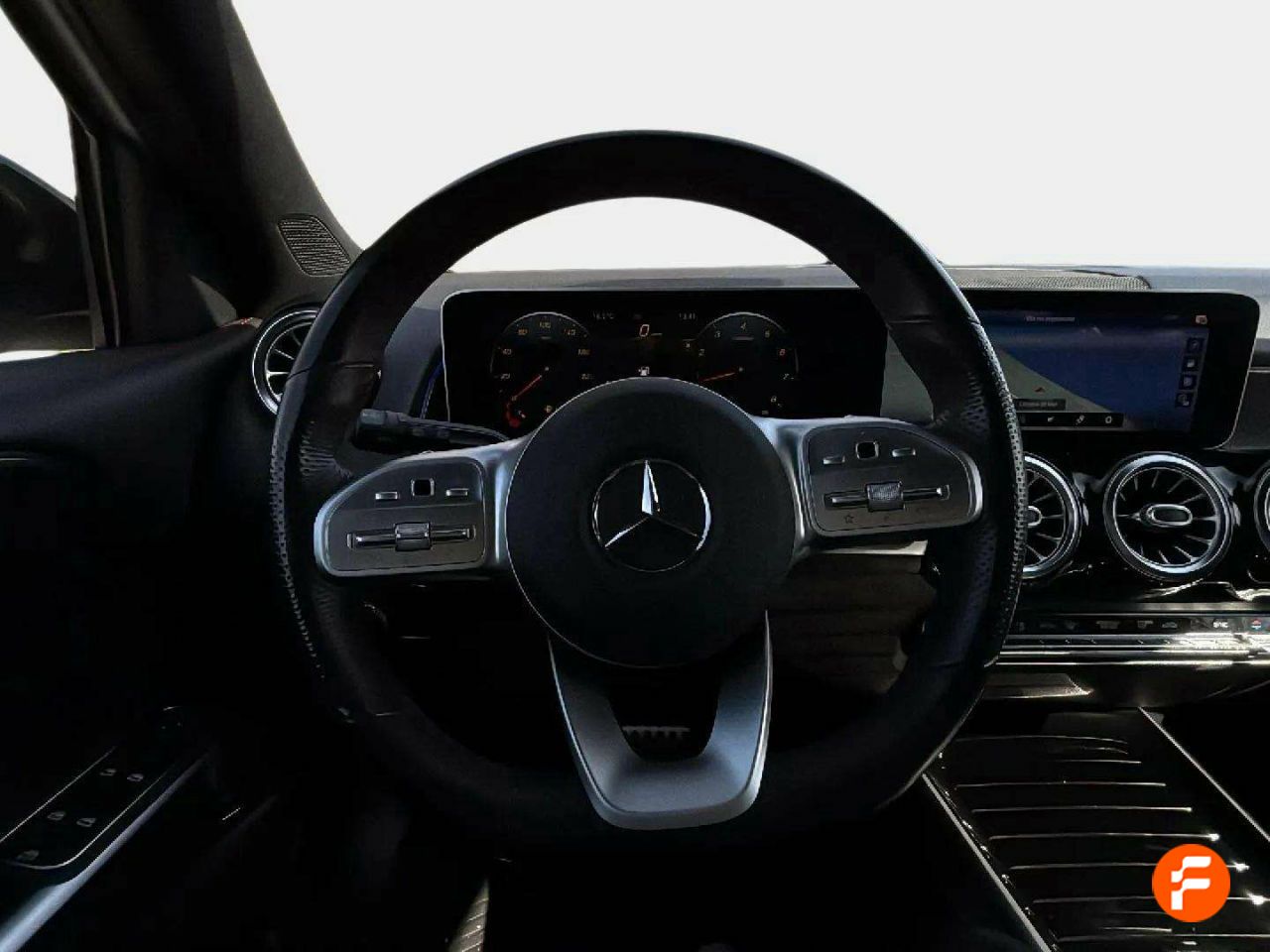 Foto Mercedes-Benz Clase GLB 11