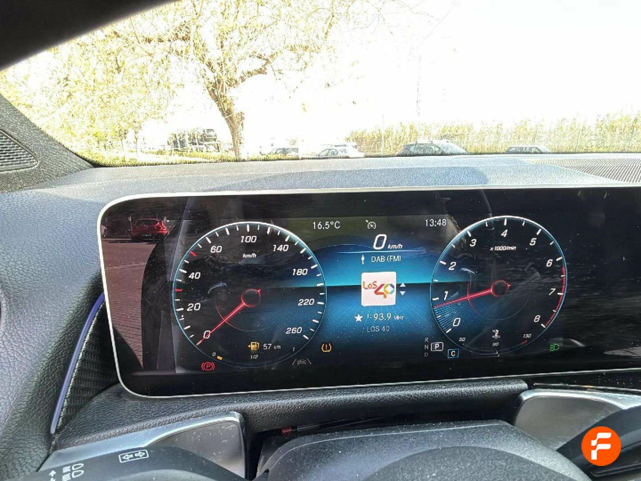 Foto Mercedes-Benz Clase GLB 29