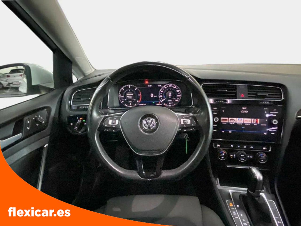 Foto Volkswagen Golf 15