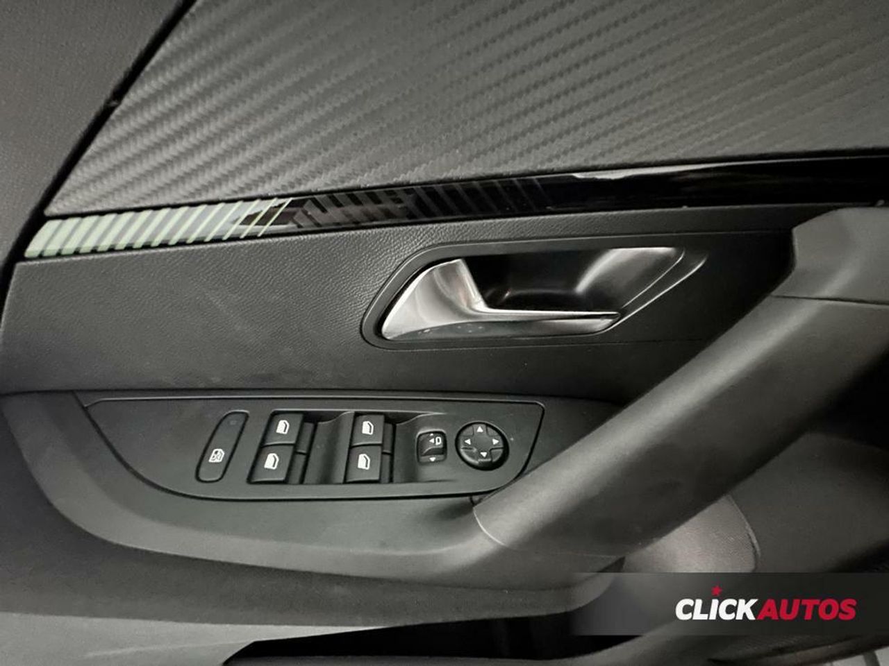 Foto Peugeot 2008 11
