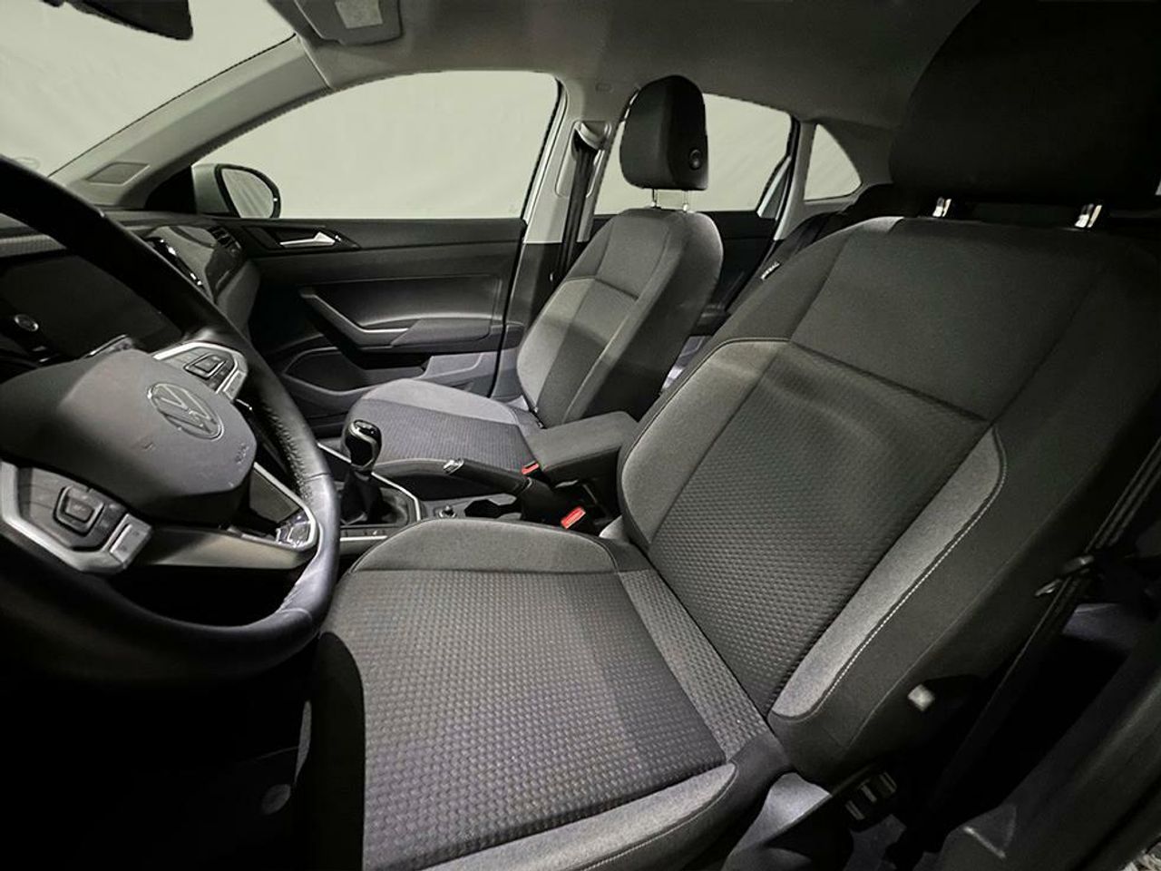 Foto Volkswagen Taigo 15