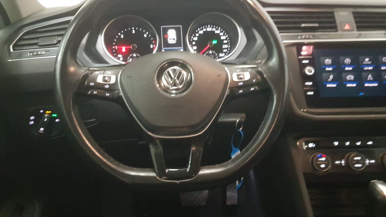 Foto Volkswagen Tiguan 21