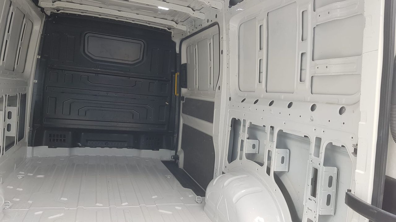 Foto Volkswagen Crafter 9