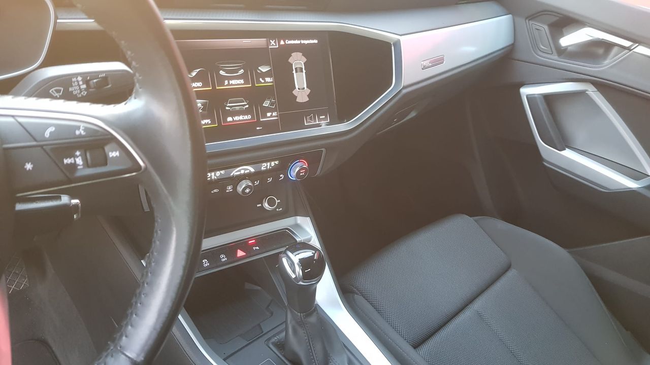 Foto Audi Q3 21