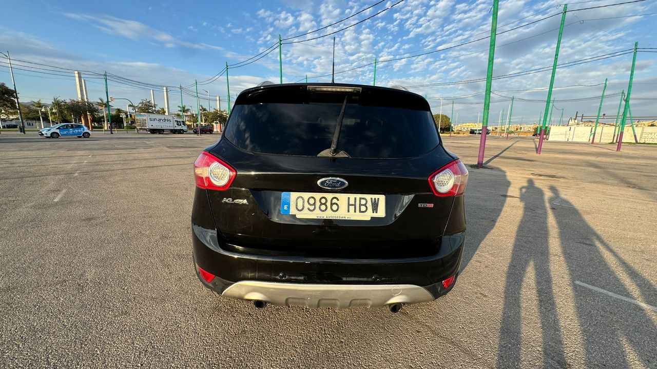 Foto Ford Kuga 36