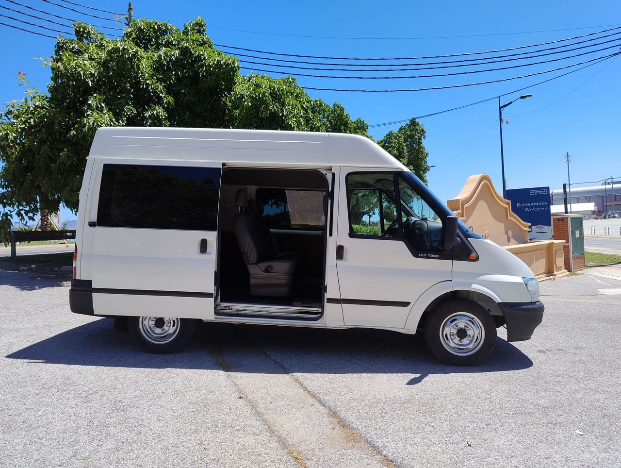 Foto Ford Transit  Minibus y Kombi 9