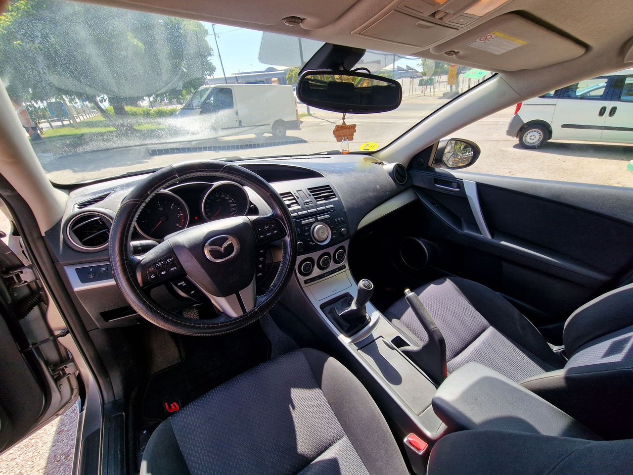 Foto Mazda Mazda3 13