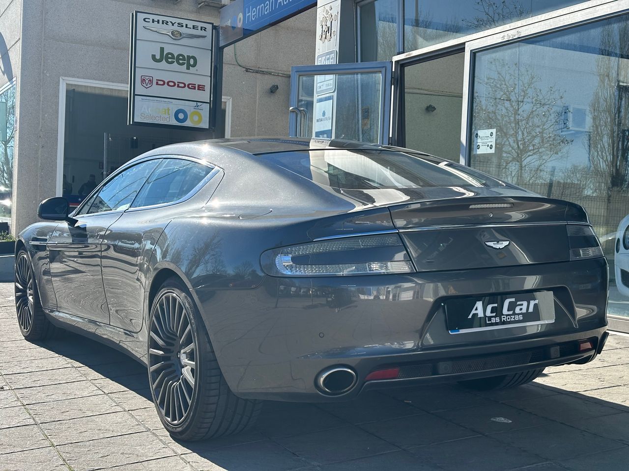 Foto Aston martin Rapide 5