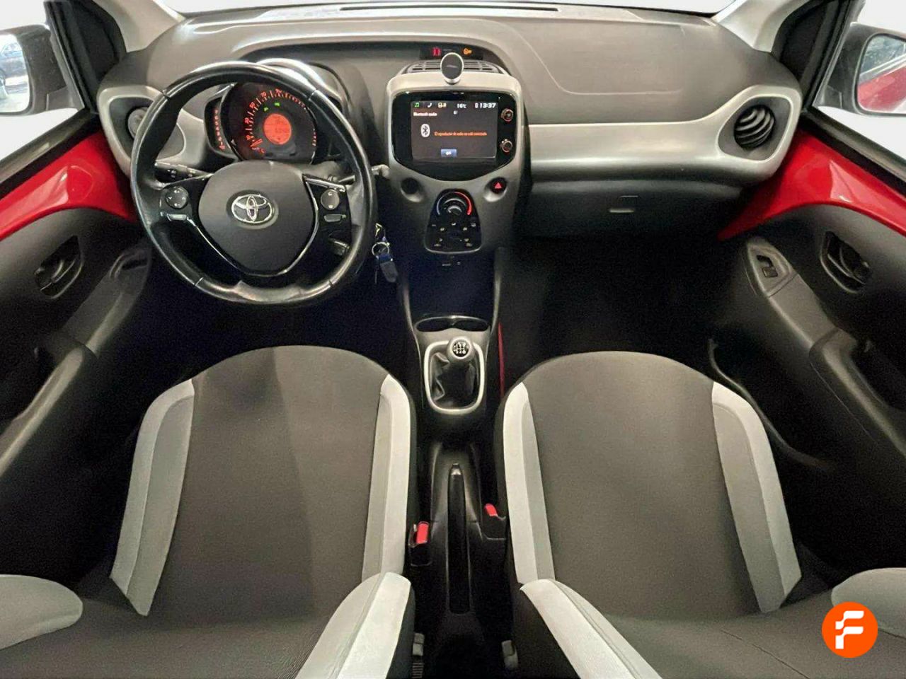 Foto Toyota Aygo 10