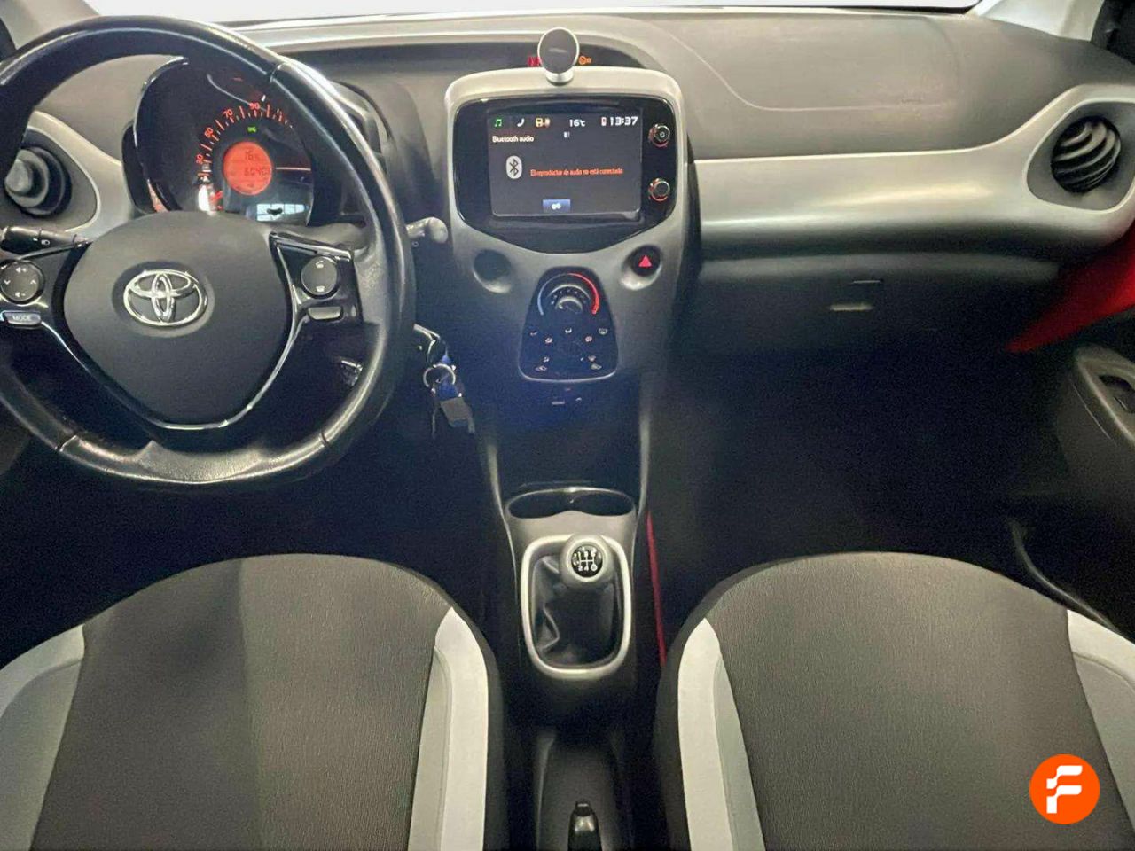 Foto Toyota Aygo 11