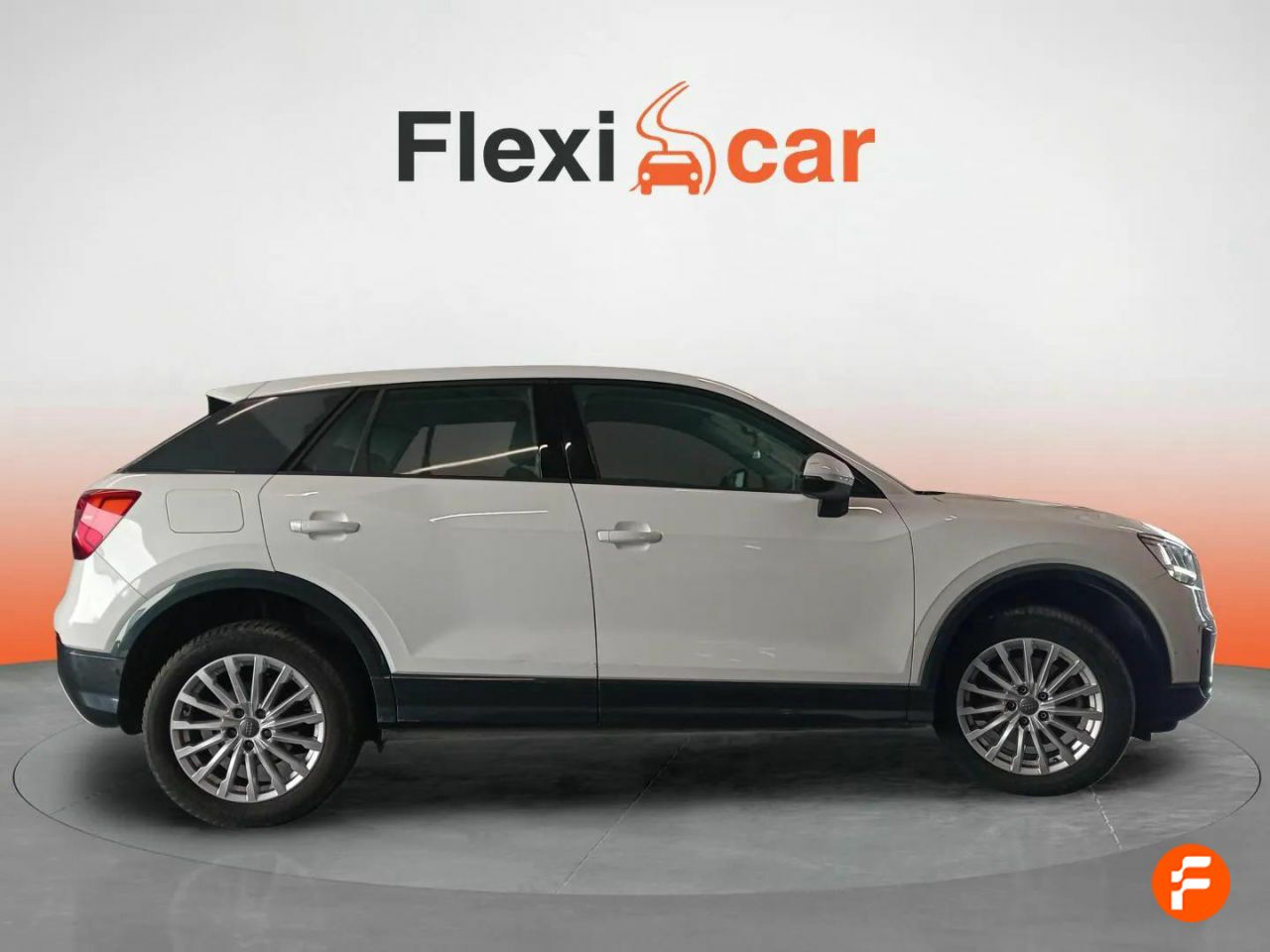 Foto Audi Q2 8