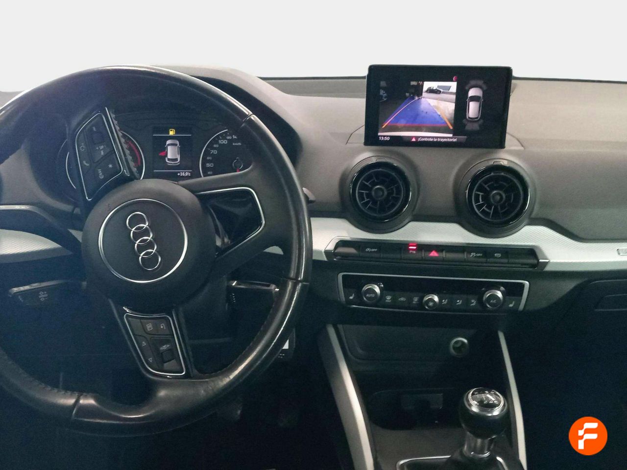 Foto Audi Q2 10