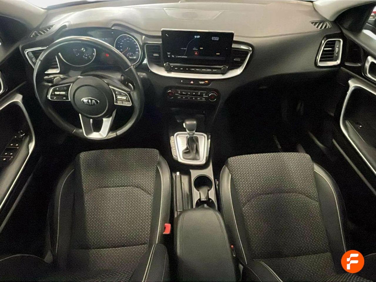Foto Kia Ceed 9