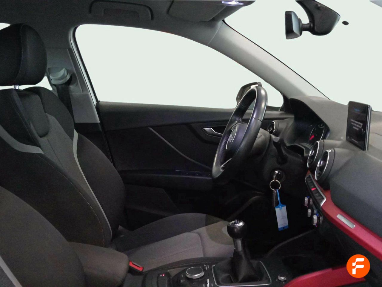 Foto Audi Q2 14