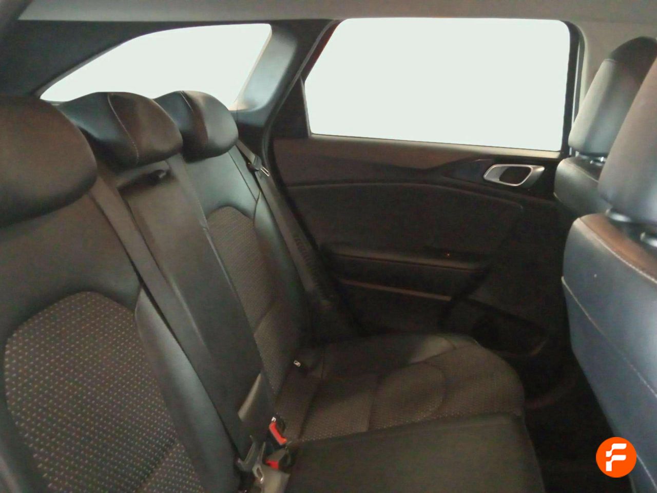 Foto Kia Ceed 15