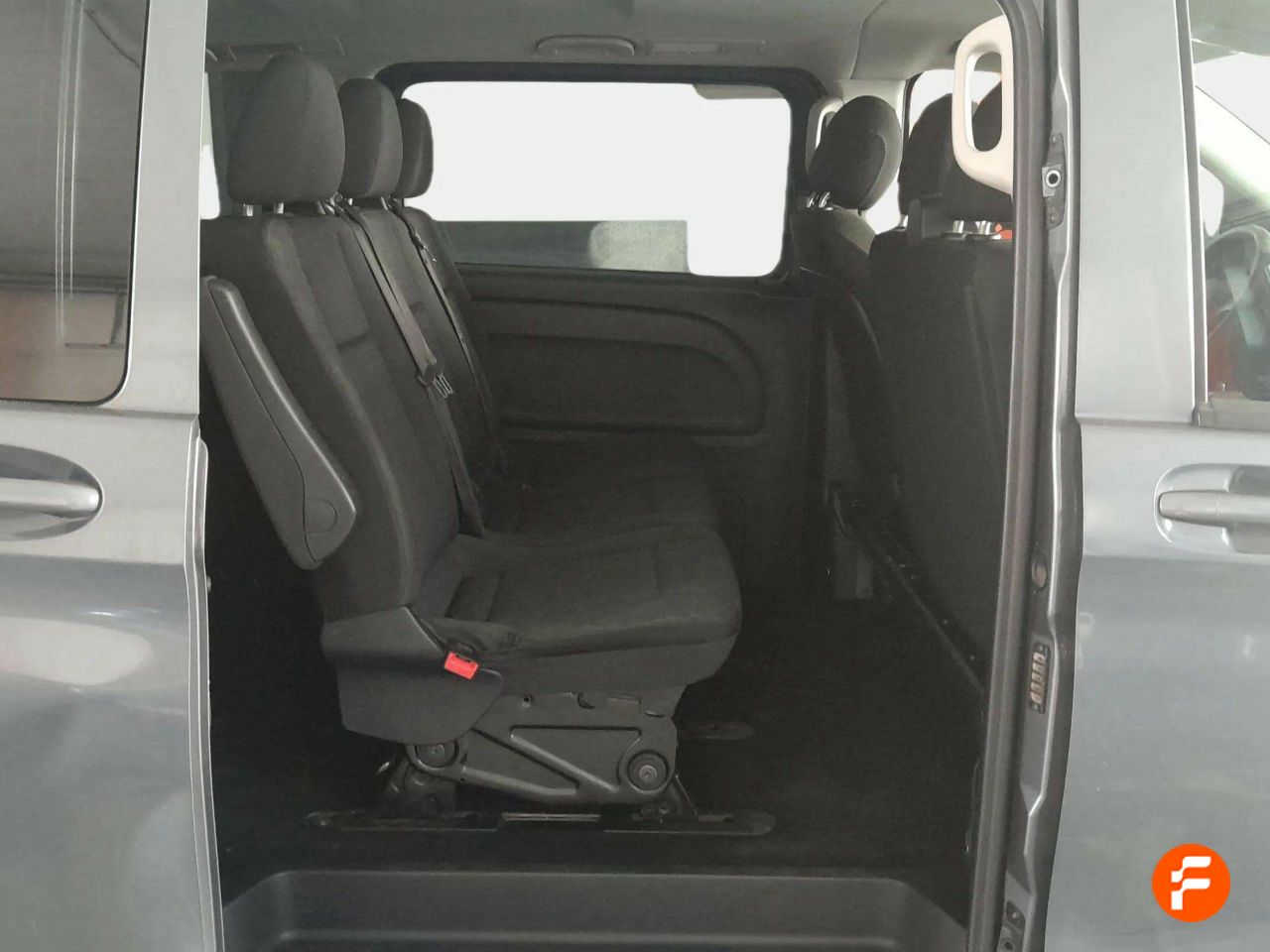 Foto Mercedes-Benz Vito 12