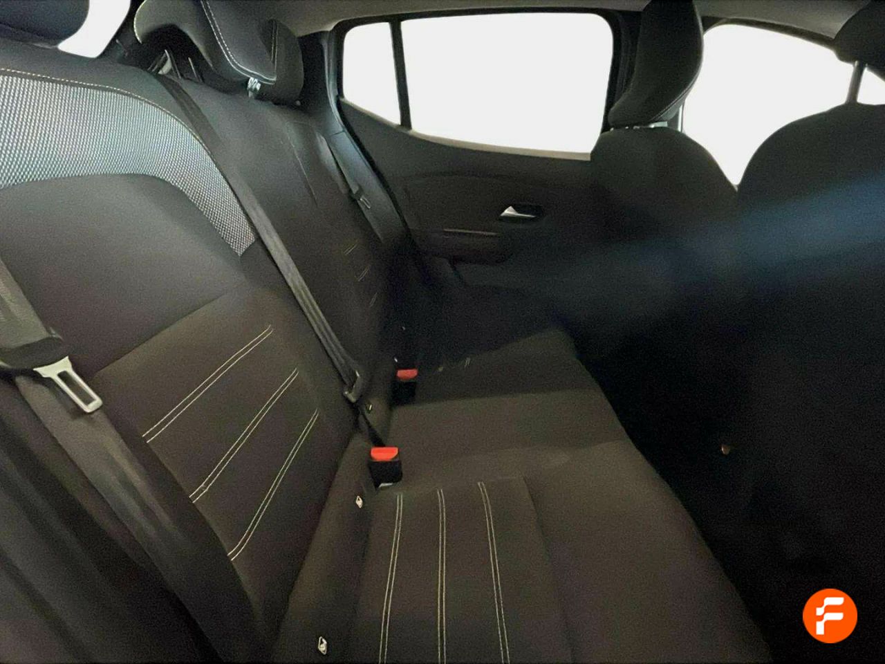 Foto Dacia Sandero 15