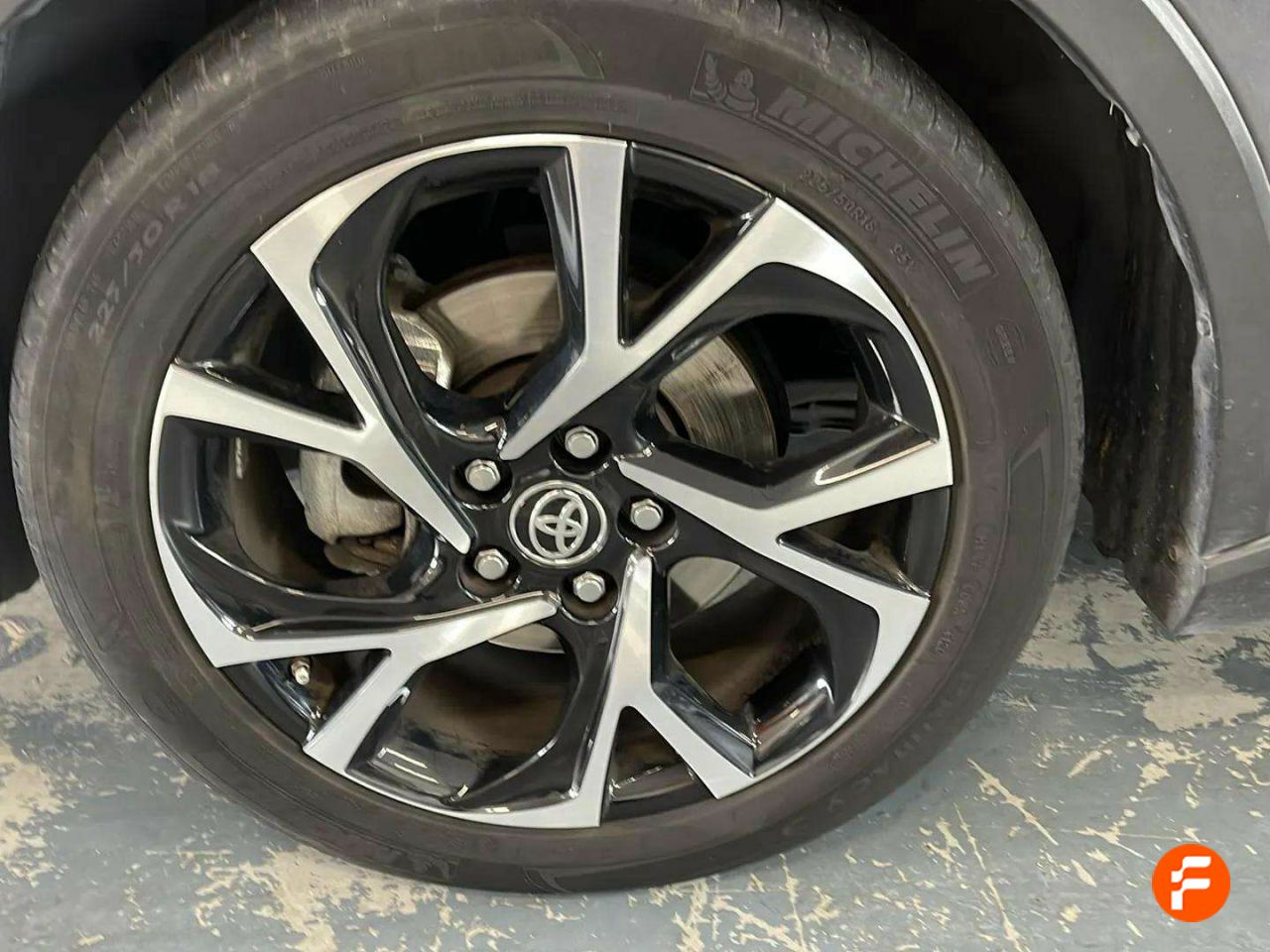 Foto Toyota C-HR 17