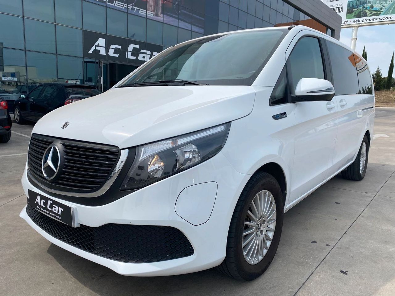 Foto Mercedes-Benz EQV 2