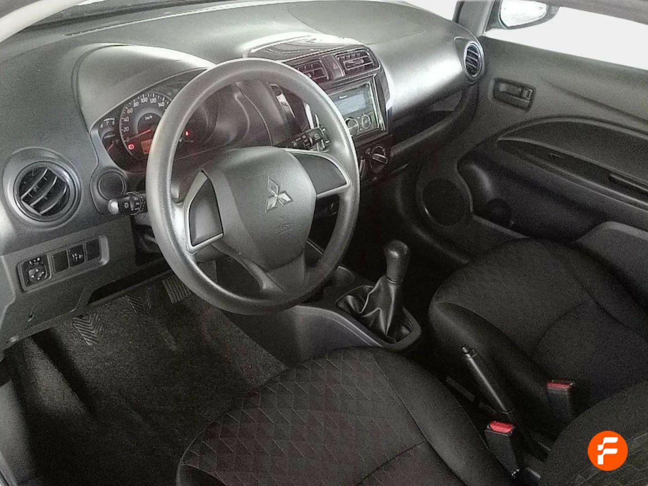 Foto Mitsubishi Space Star 13
