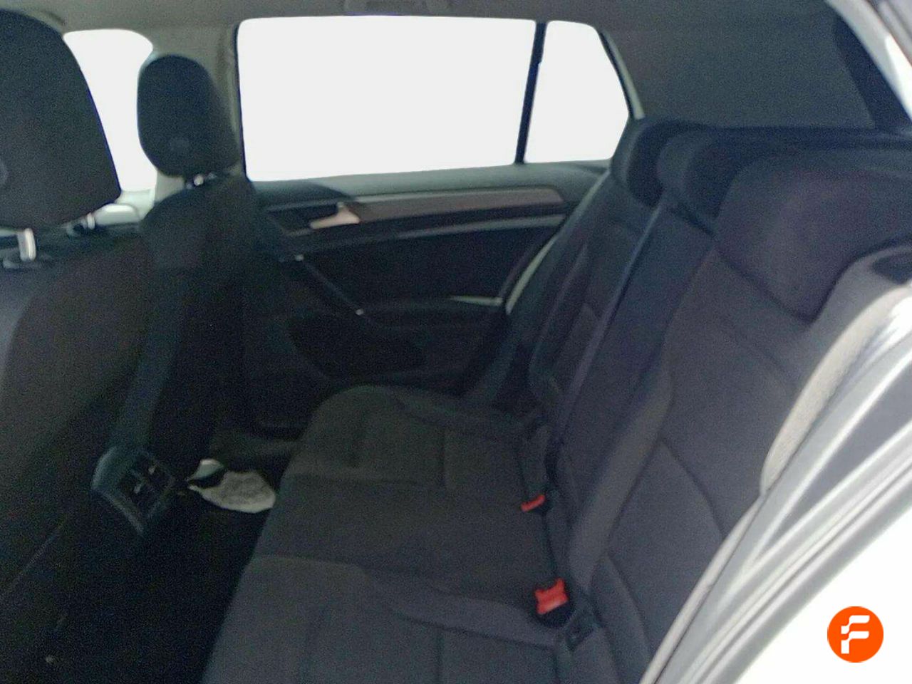 Foto Volkswagen Golf 13