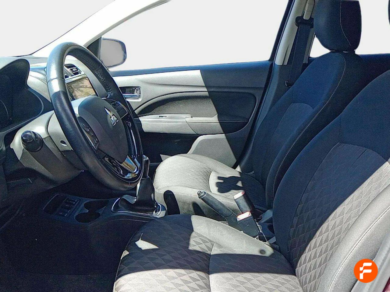 Foto Mitsubishi Space Star 12