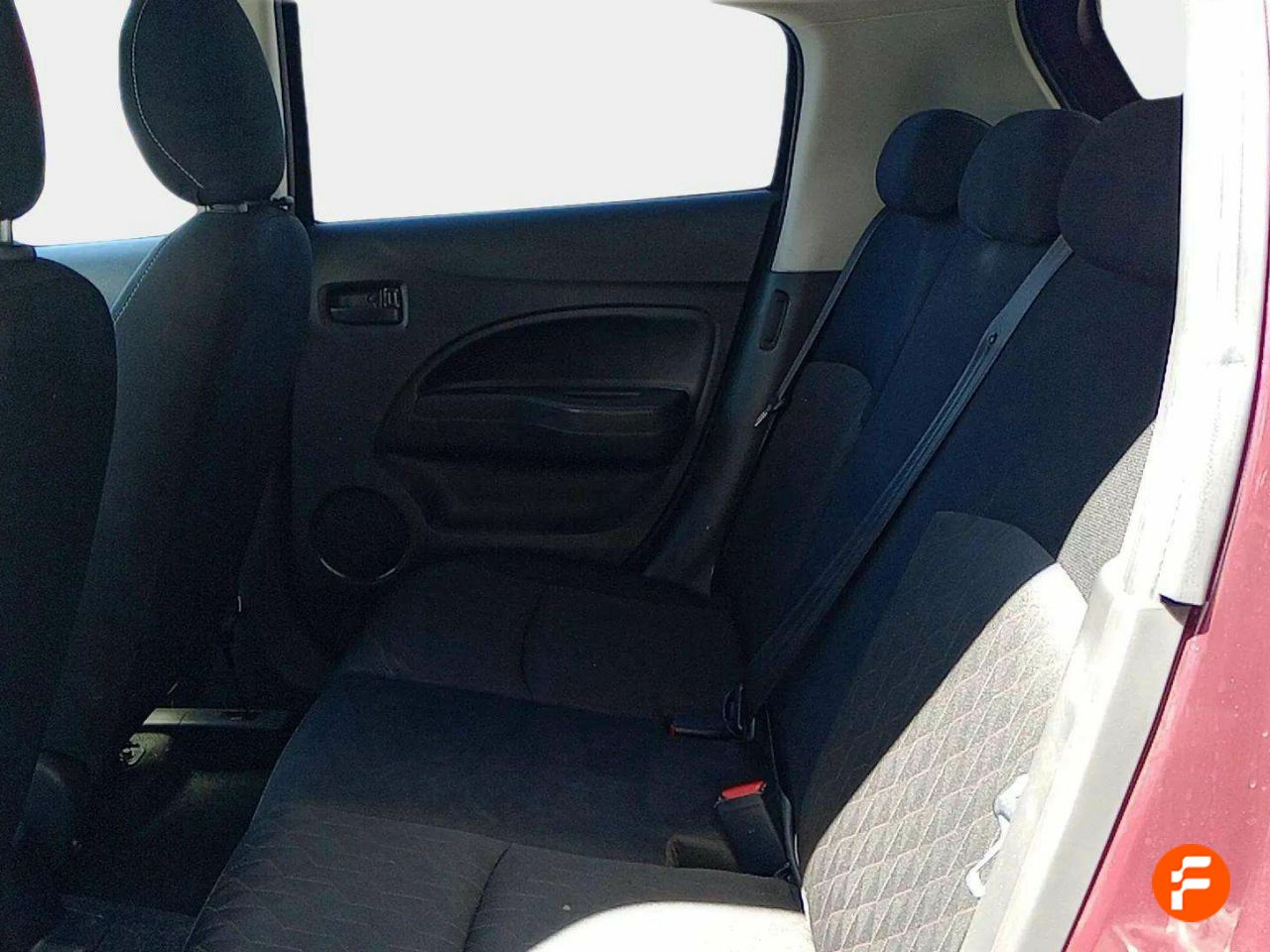 Foto Mitsubishi Space Star 13