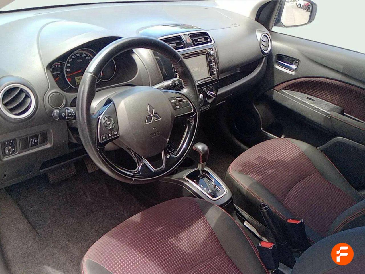 Foto Mitsubishi Space Star 12