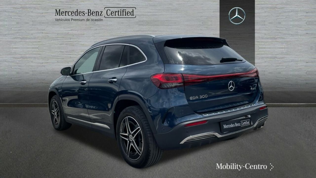 Foto Mercedes-Benz EQA 4