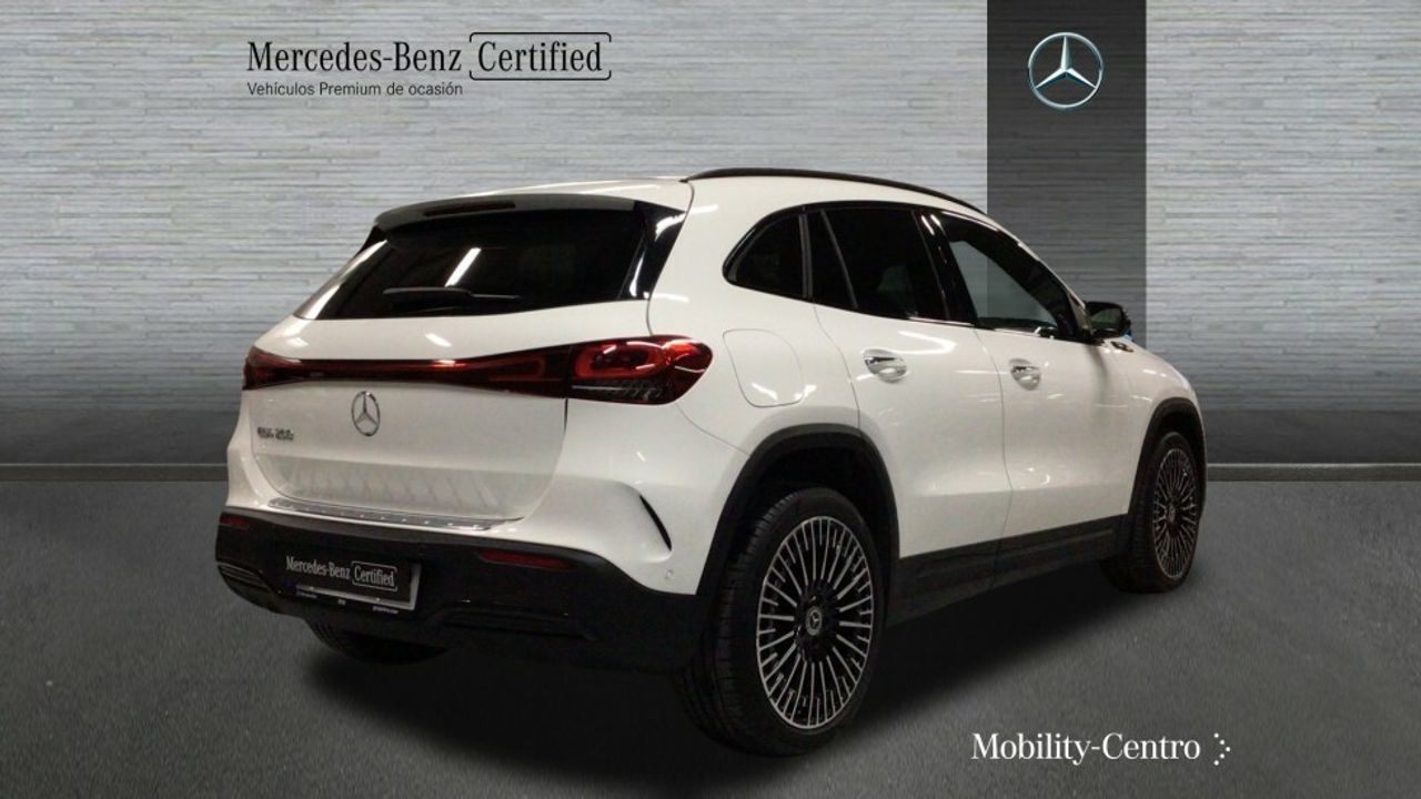 Foto Mercedes-Benz EQA 2