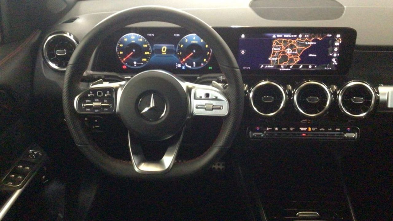 Foto Mercedes-Benz Clase GLB 9