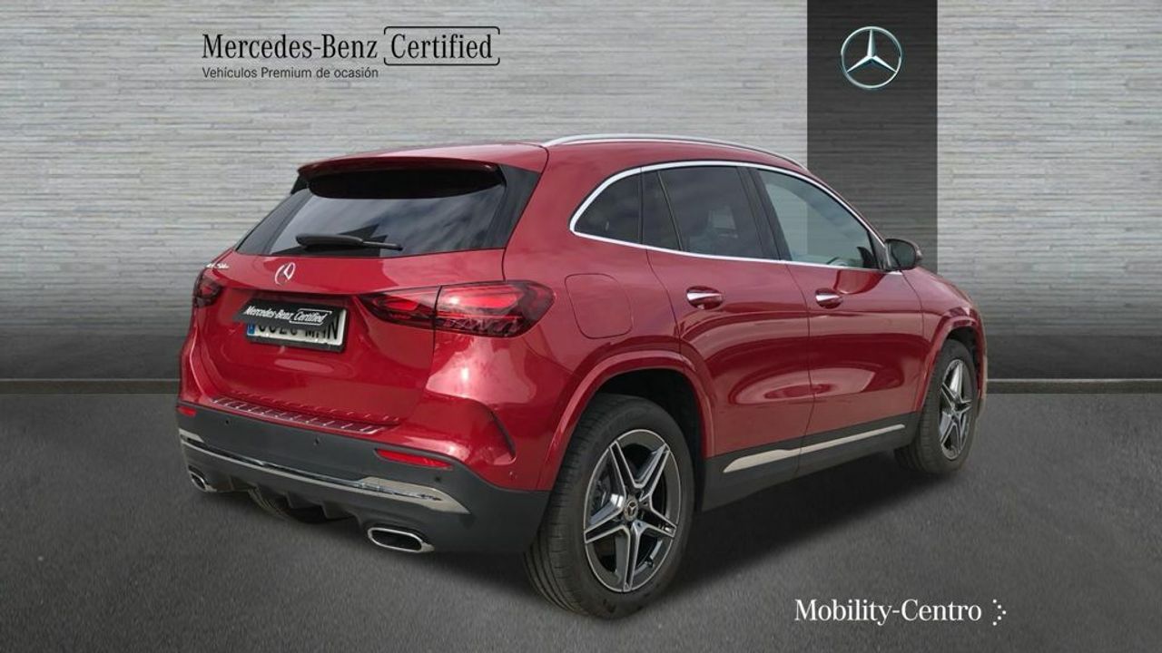 Foto Mercedes-Benz Clase GLA 2