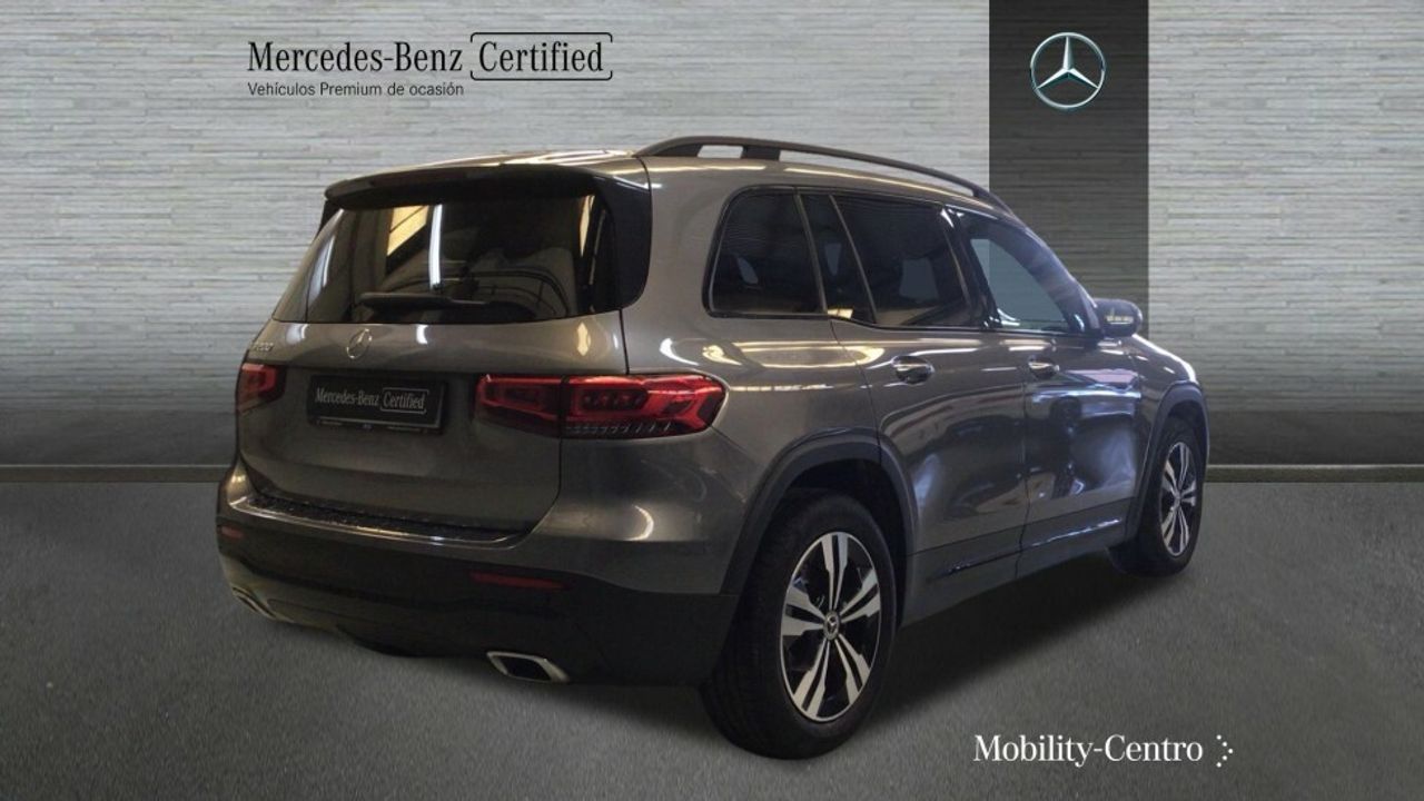 Foto Mercedes-Benz Clase GLB 2
