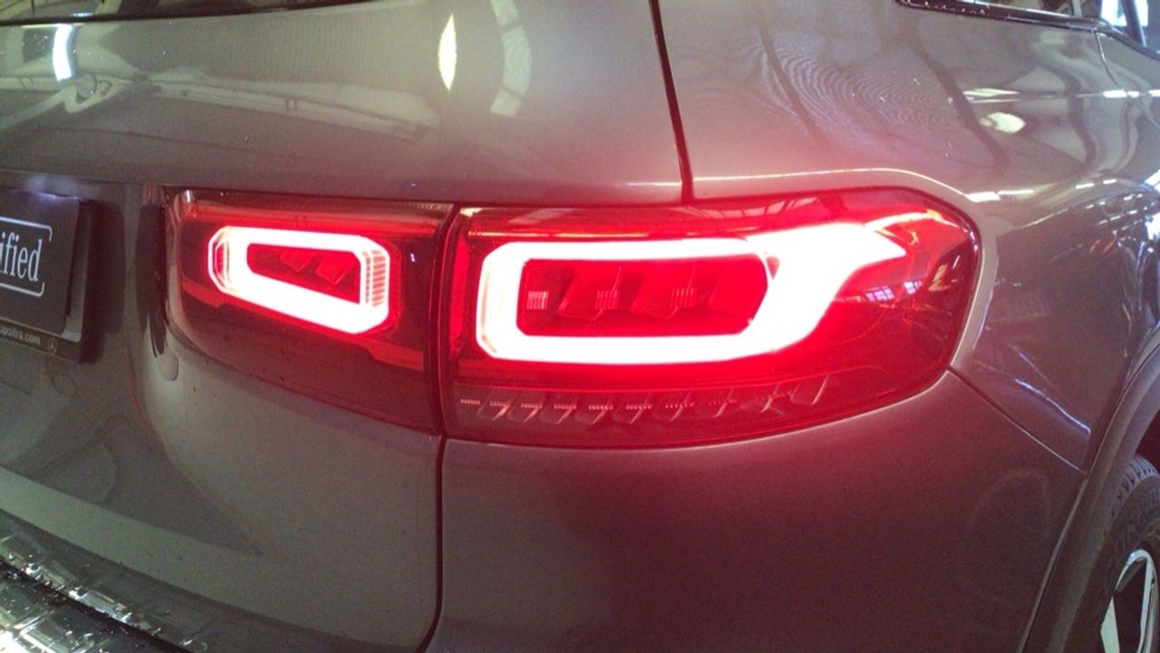 Foto Mercedes-Benz Clase GLB 16