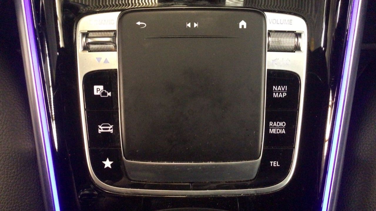 Foto Mercedes-Benz Clase GLB 21