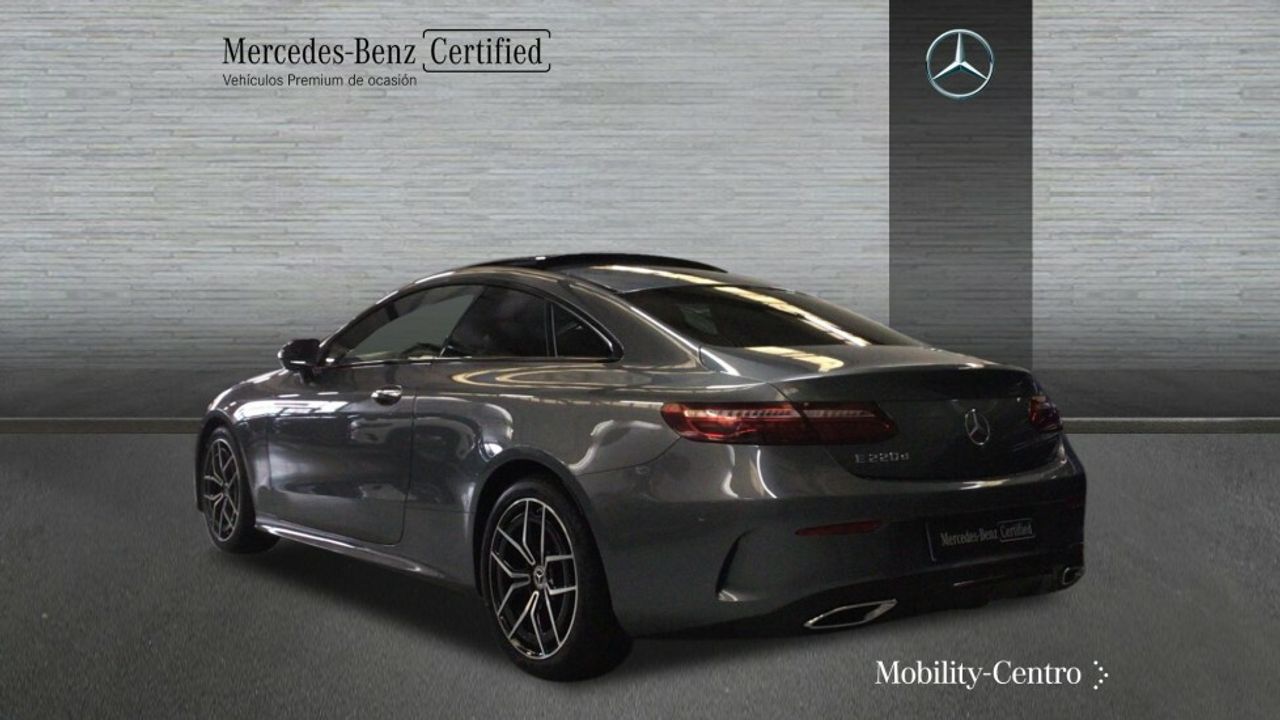 Foto Mercedes-Benz Clase E 4