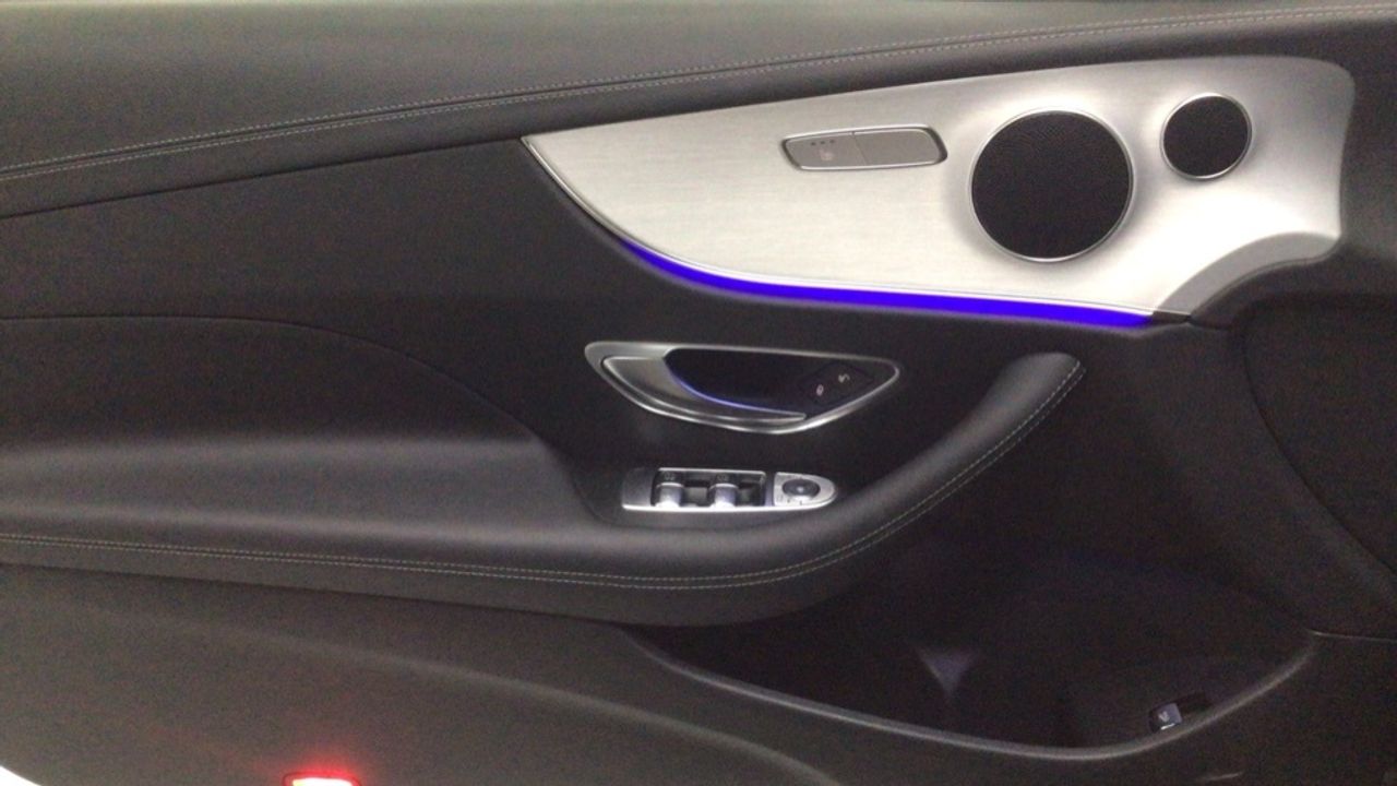 Foto Mercedes-Benz Clase E 25