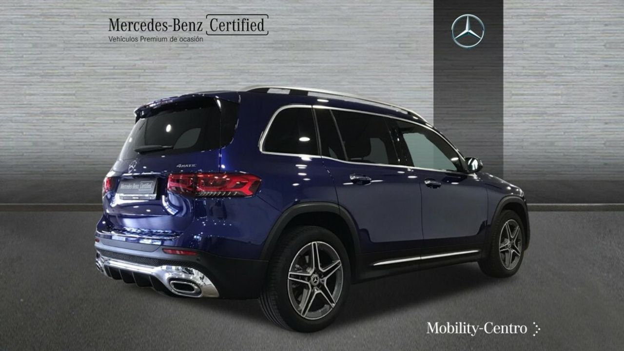 Foto Mercedes-Benz Clase GLB 2